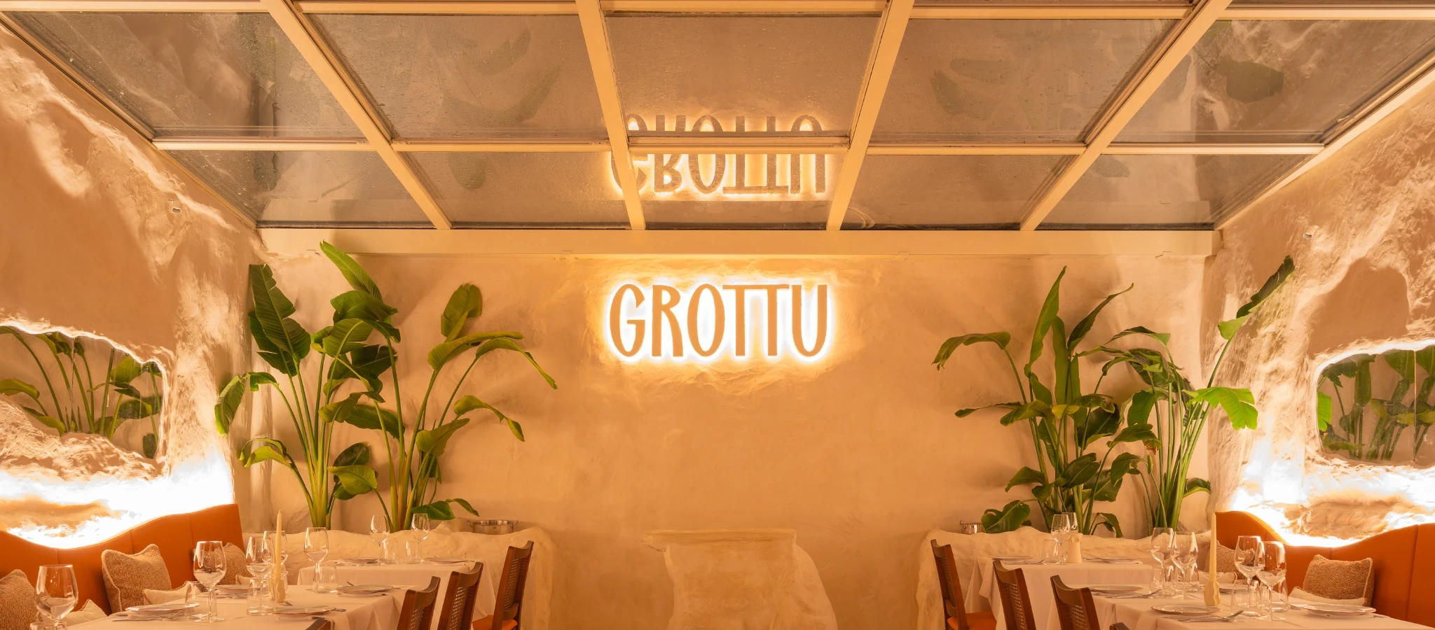 Grottu — sala